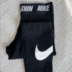 Nike black leggings